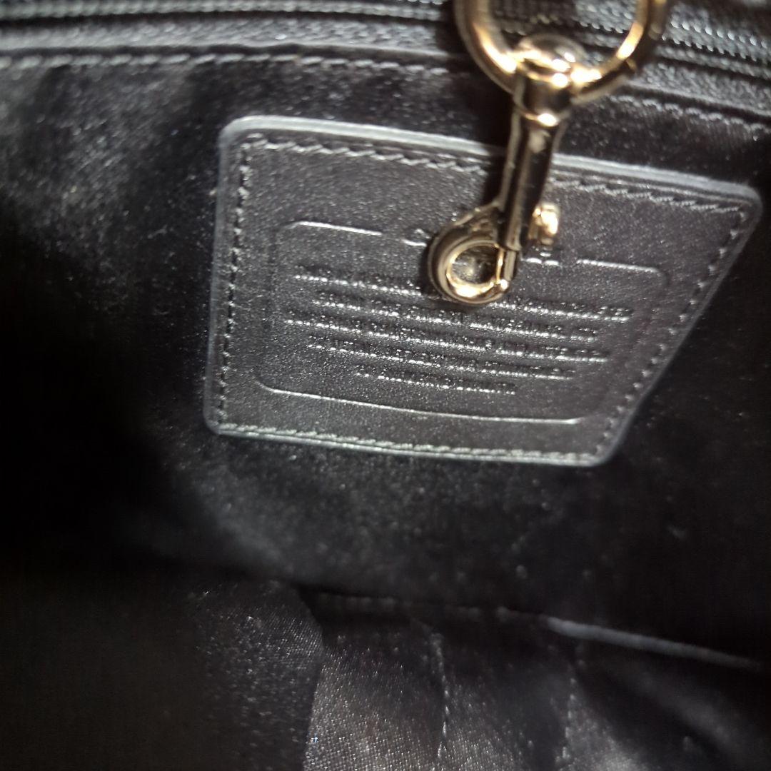 【COACH】本革レザートートバッグ/エンボス加工ロゴ/黒/肩掛け可/A4収納可