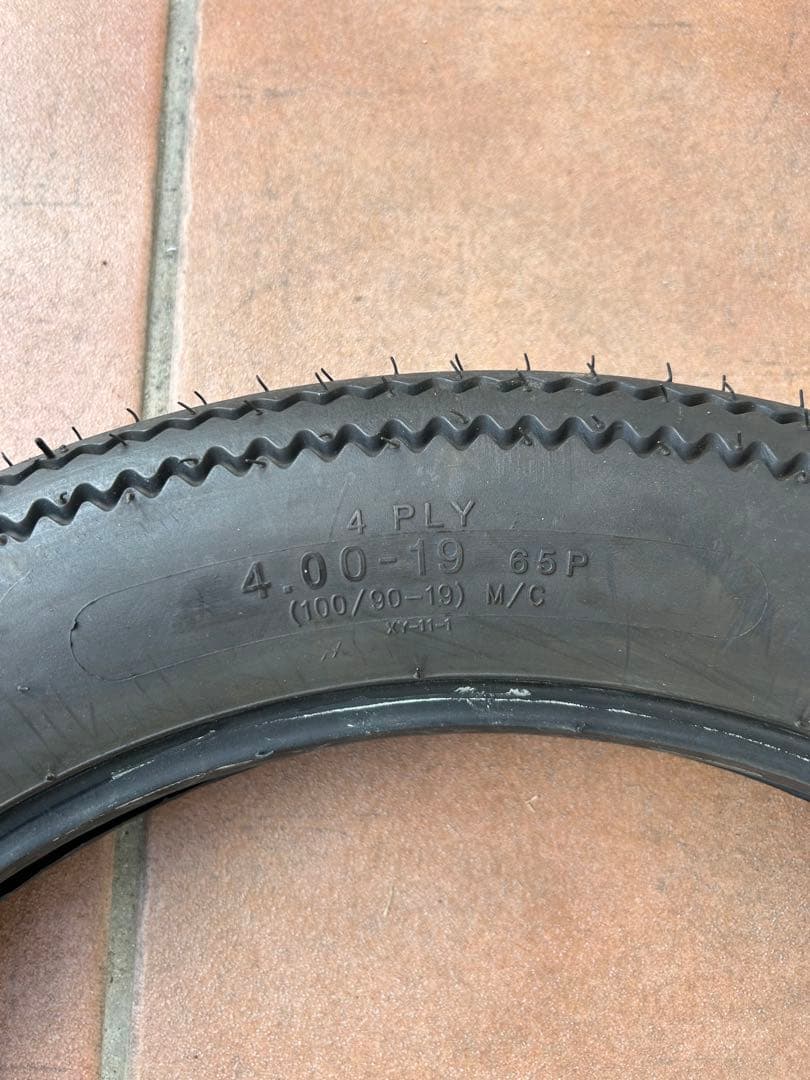 ロードスター　 ビンテージタイヤ　19インチ チョッパー