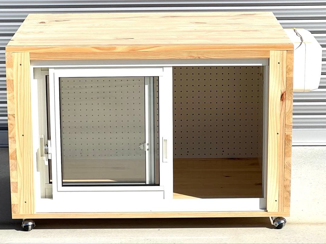 即発送　完成品　新品未使用品　犬小屋　わんちゃん　キャットハウス　ねこ　猫