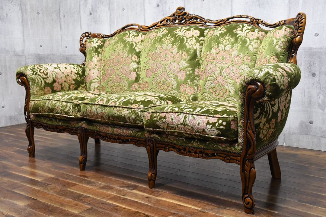 FAC5 イタリア製 ロココ様式 猫脚 レリーフ 3人掛けソファ トリプルソファ
