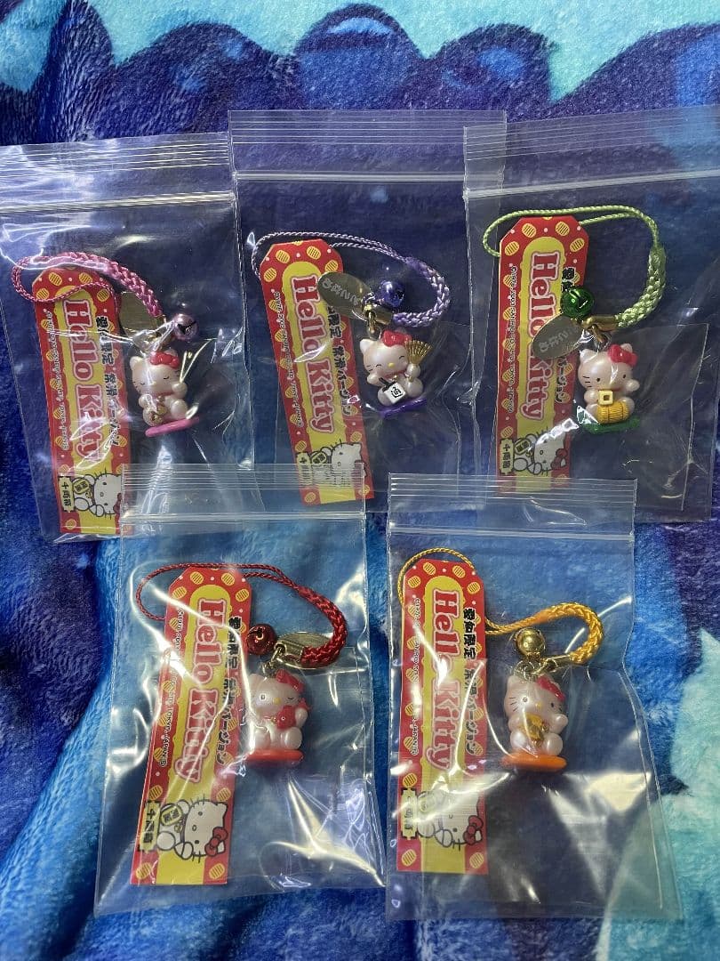 d*2様 サンリオ ハローキティご当地根付け 愛知限定 常滑キティ5種類 200