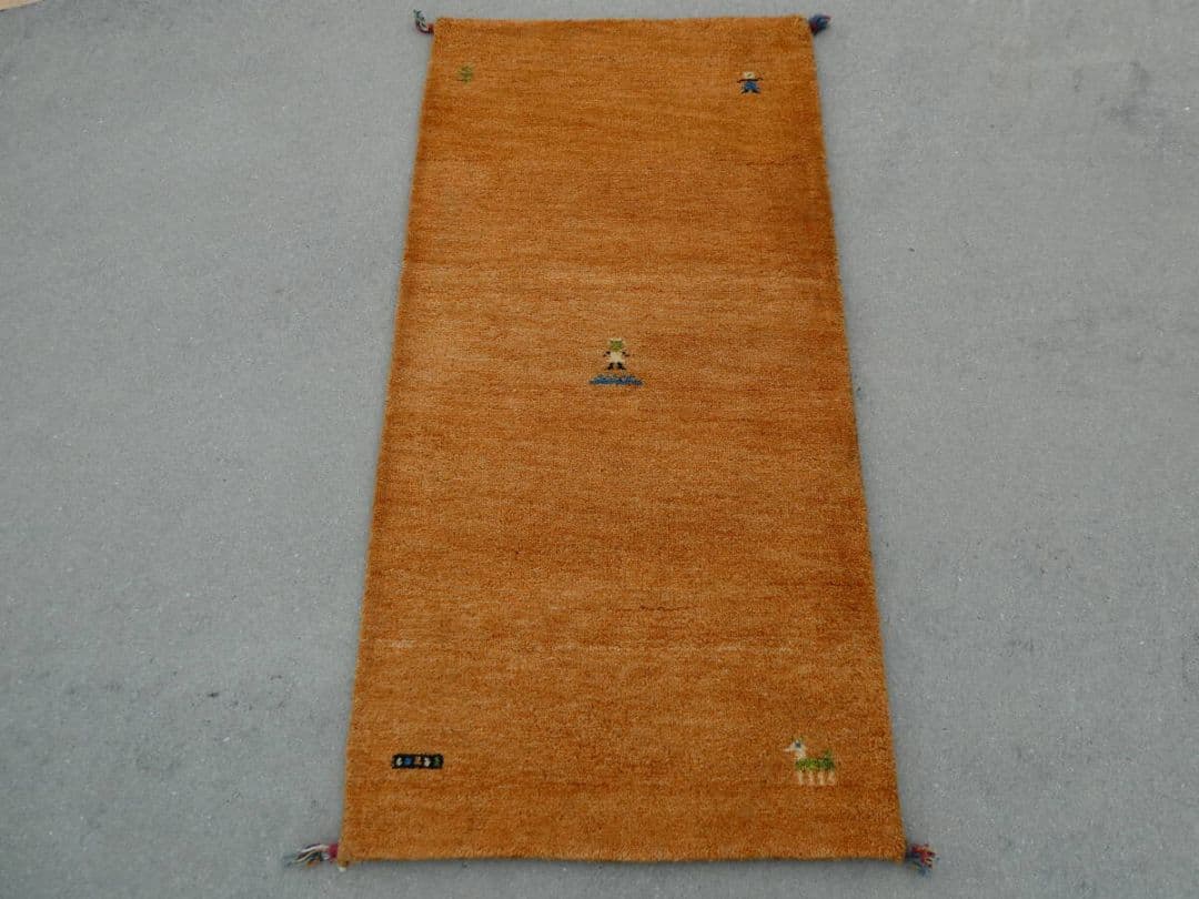 三連休SALE　139×70cm　ギャッベ　ペルシャ絨毯　手織り