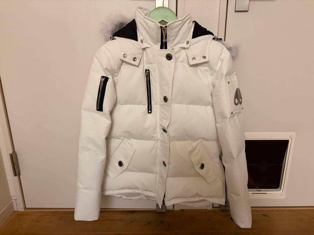 ムースナックルズ ダウンジャケット 2way リアルファー S ホワイト カナダ