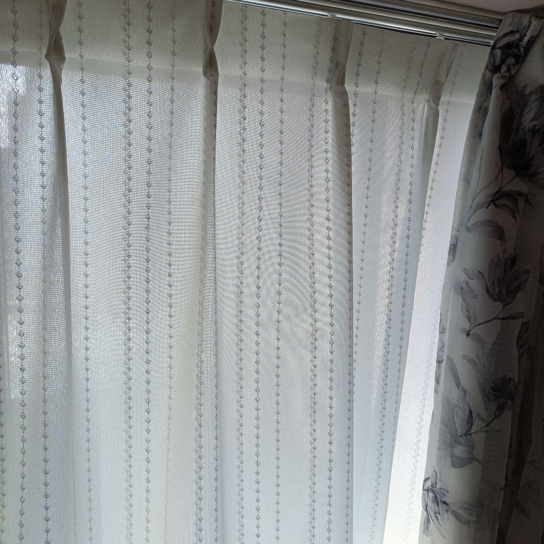 フランフランカーテン×3枚200×100と ニトリ遮光カーテン2枚200×100