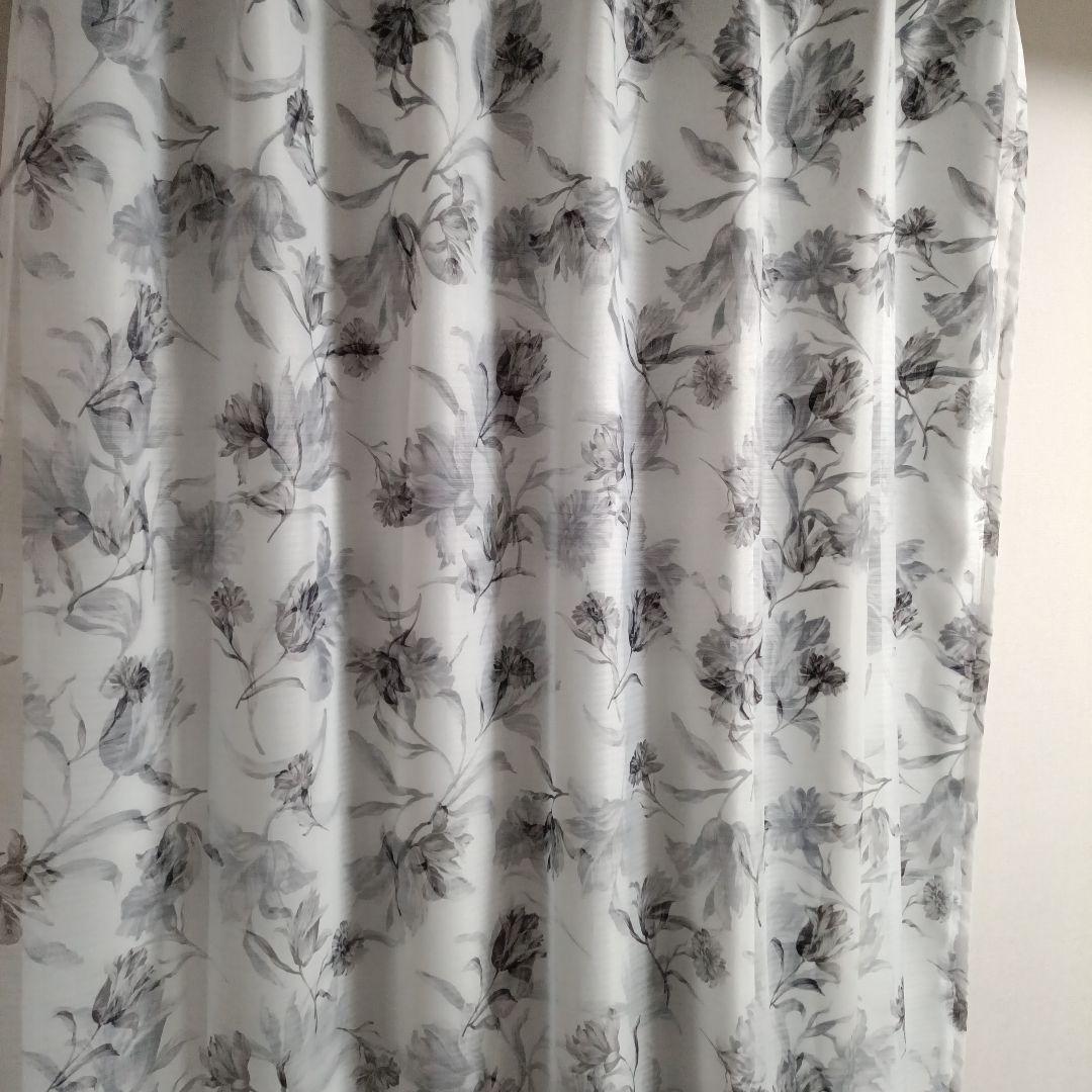 フランフランカーテン×3枚200×100と ニトリ遮光カーテン2枚200×100