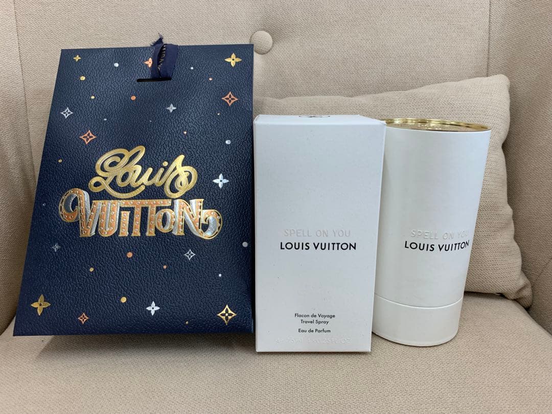 LOUIS VUITTON SPELL ON YOUトラベルスプレー 4本セット