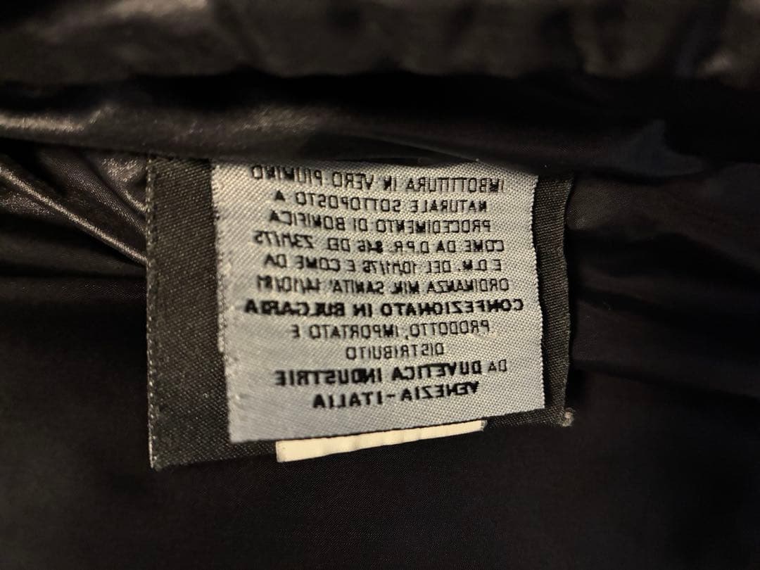 DUVETICA ダウンジャケット　黒　サイズ40