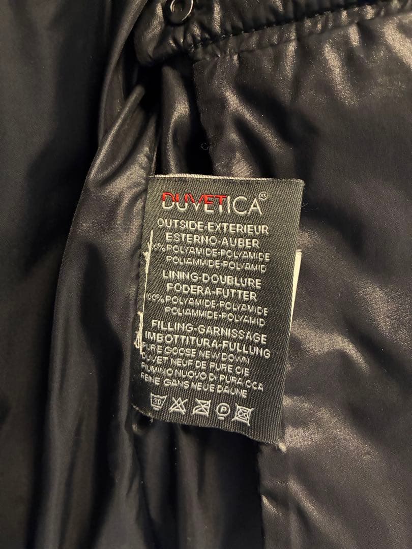 DUVETICA ダウンジャケット　黒　サイズ40