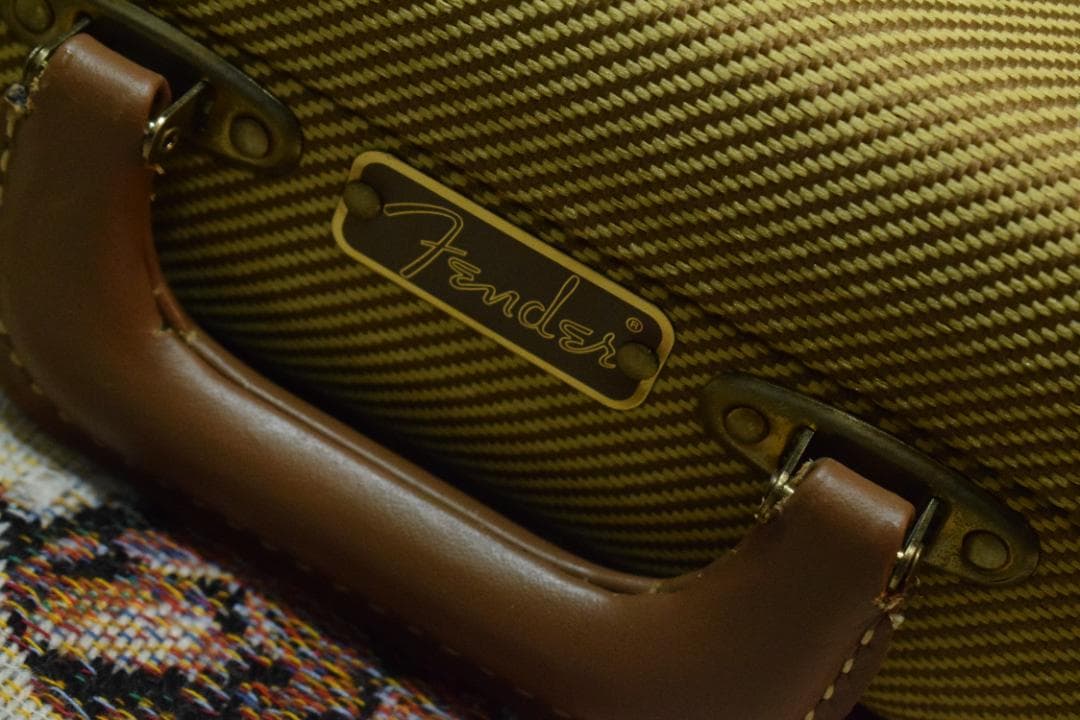 ギター Fender Eric Clapton Stratocaster Blackie