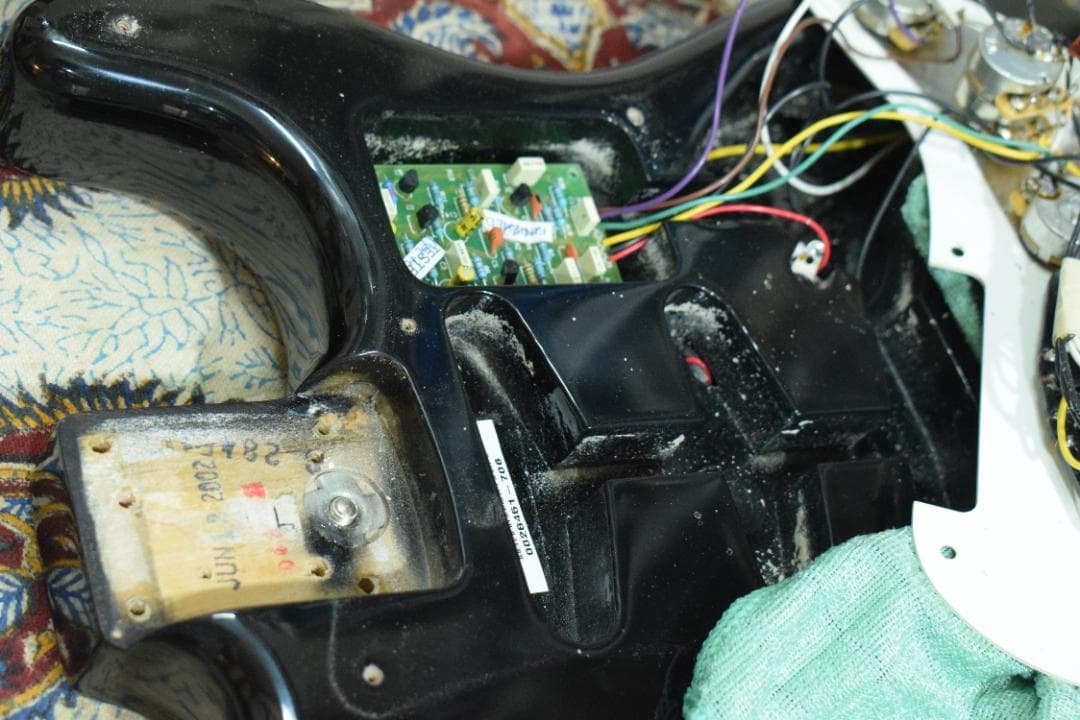 ギター Fender Eric Clapton Stratocaster Blackie