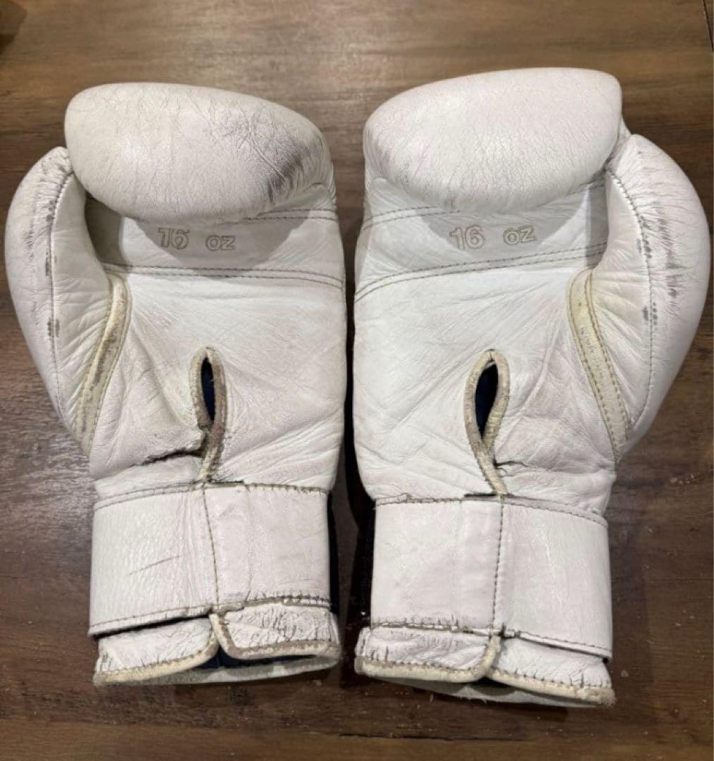 Winning ボクシンググローブ 16 oz ホワイト