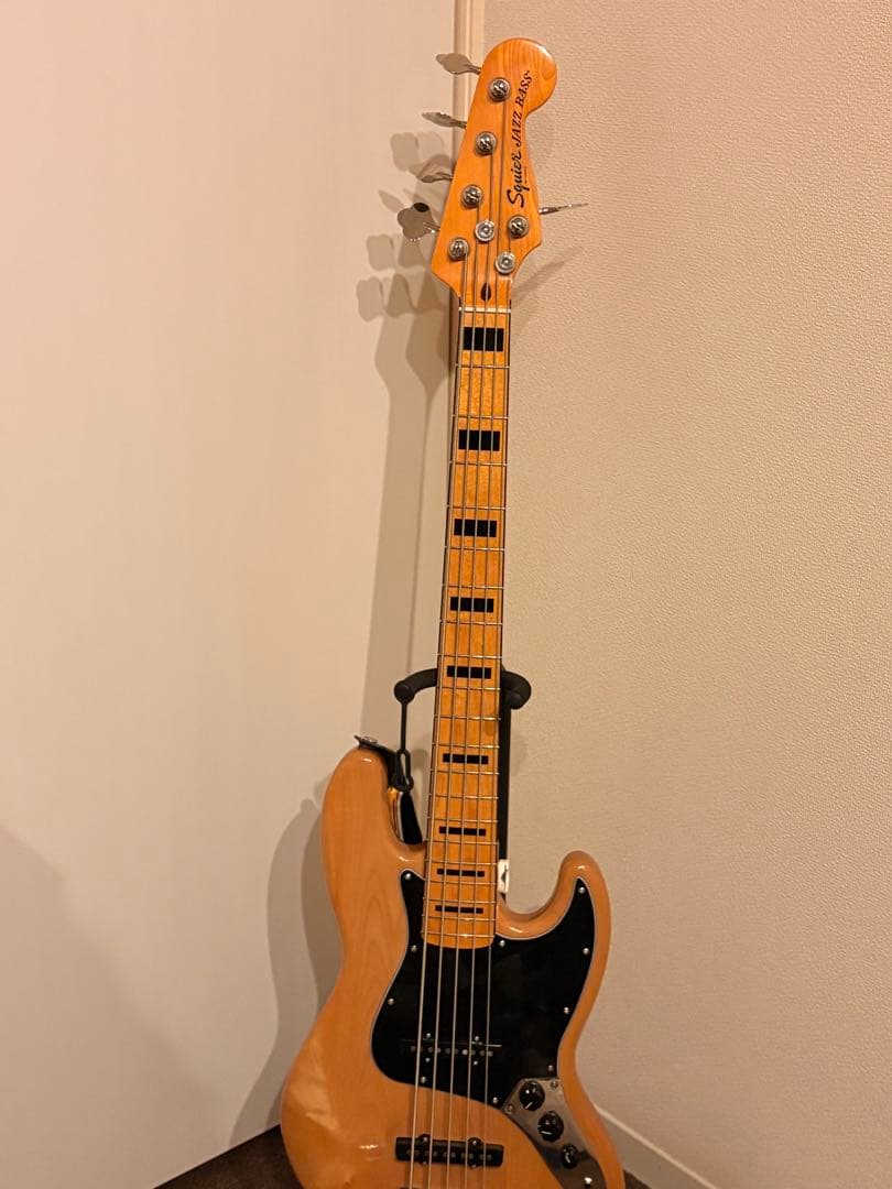 Squier Jazz Bass 5弦　ナチュラル