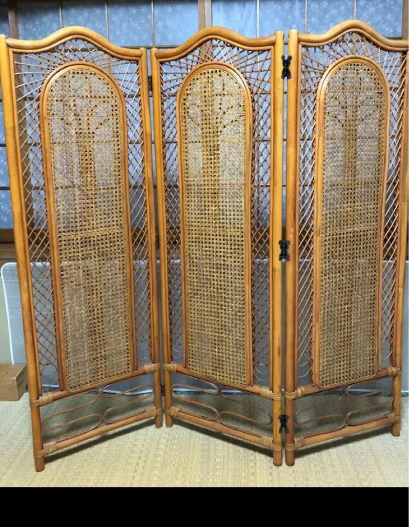 最終❣️衝立　パーテーション　屏風　ラタン　間仕切り目隠しレトロ　木製３連　玄関