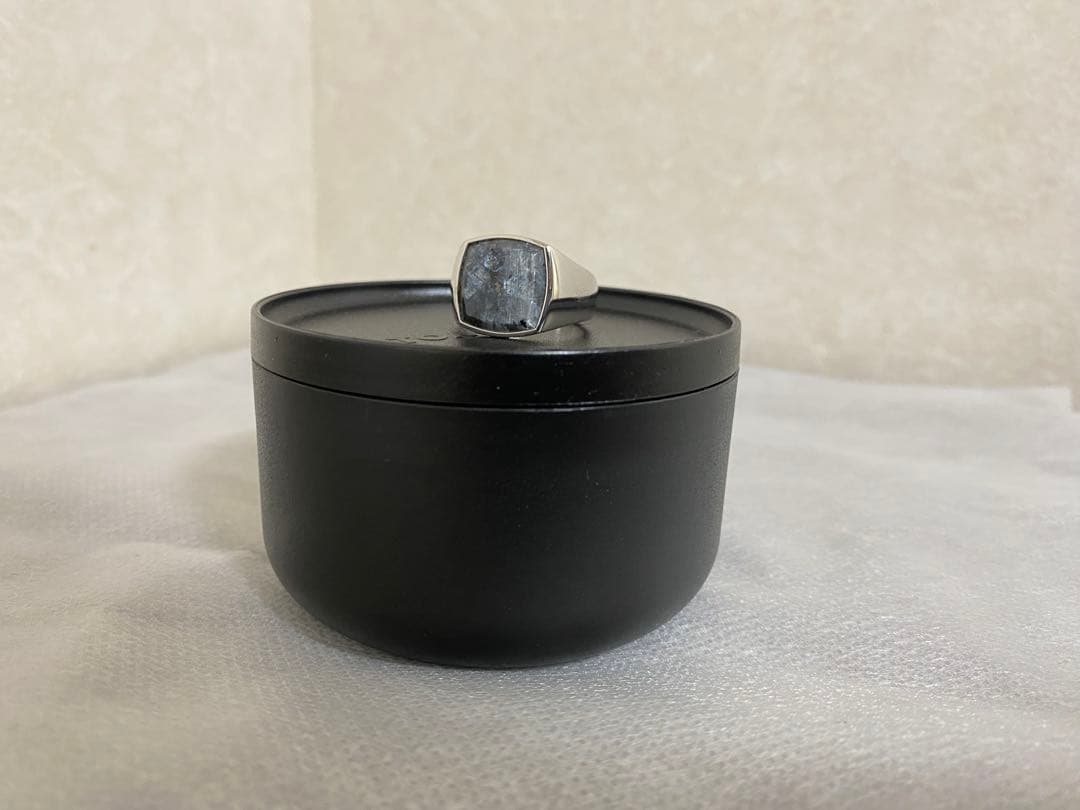 【新品】TOM WOOD リング　Cushion Larvikite 62