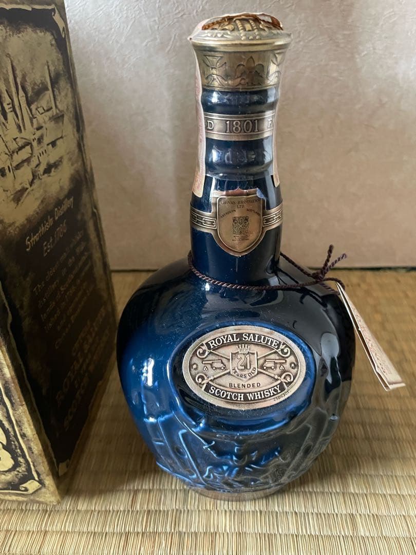 ロイヤルサルート Salute 21年 ブレンデッドスコッチウイスキー