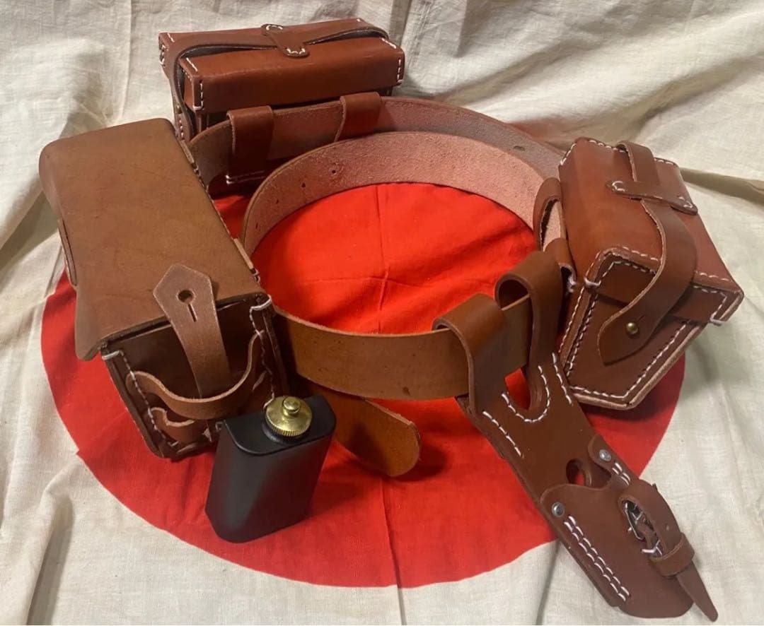 ★オイル缶付き日本陸軍弾薬盒,剣刺,帯革★海軍陸戦隊、兵士個人装備セット　複製品