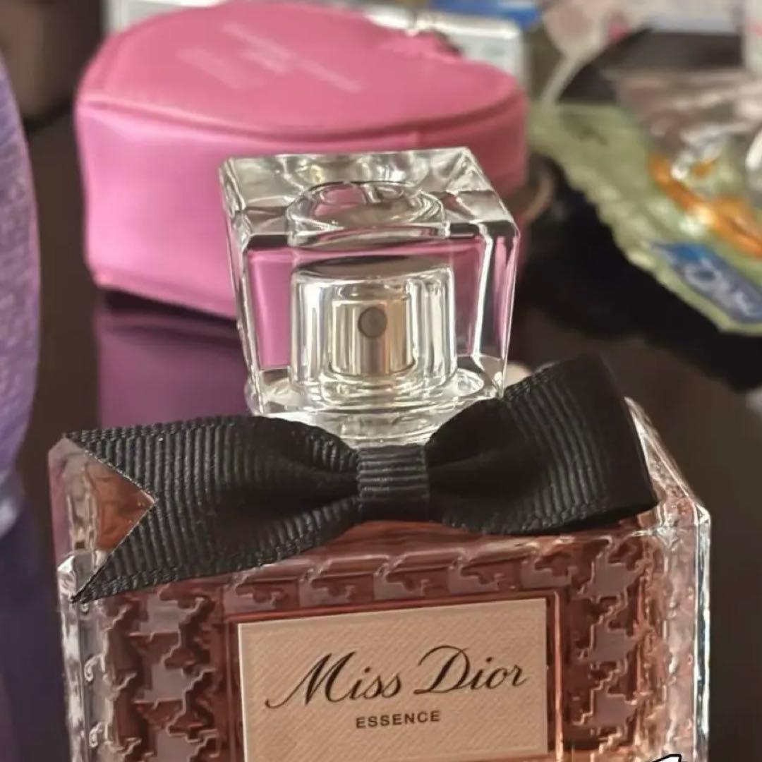 Miss Dior ミス ディオール エッセンス 50ml