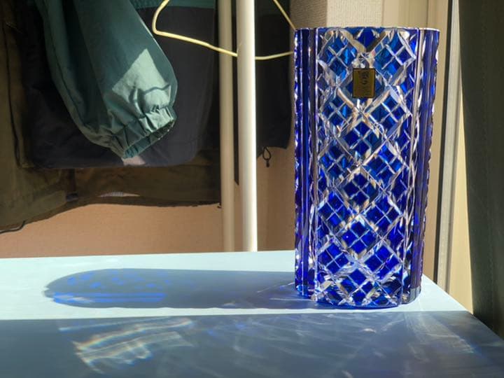 【最終値下げ】カガミクリスタル 青被せ江戸切子 花瓶 矢来重紋