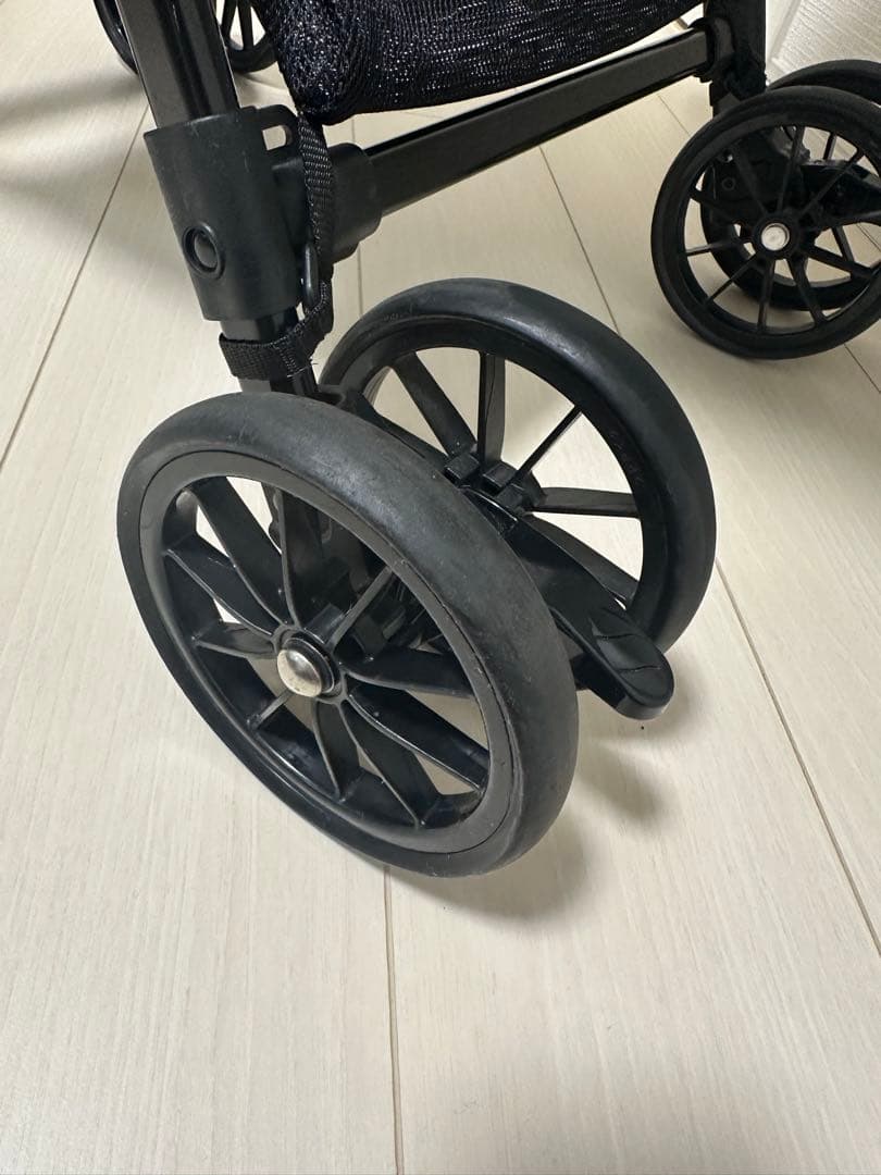 【Combi コンビ】ベビーカー スゴカルハンディ エッグショック グレー