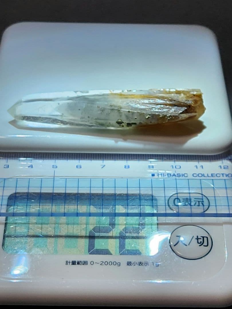 ハイクオリティ✨まりも入り水晶ポイント