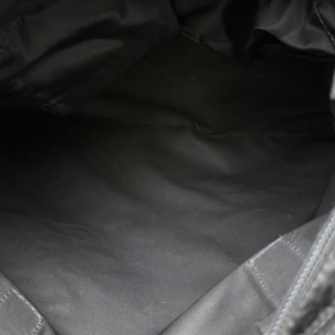 PRADAプラダ 三角ロゴ レザー トートバッグ 大容量 A4 黒 ナイロン