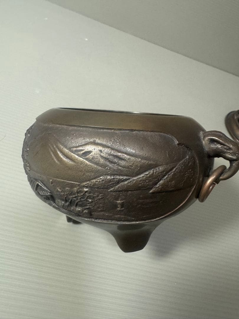 2078  銅製　鋳銅香炉　三足　獅子