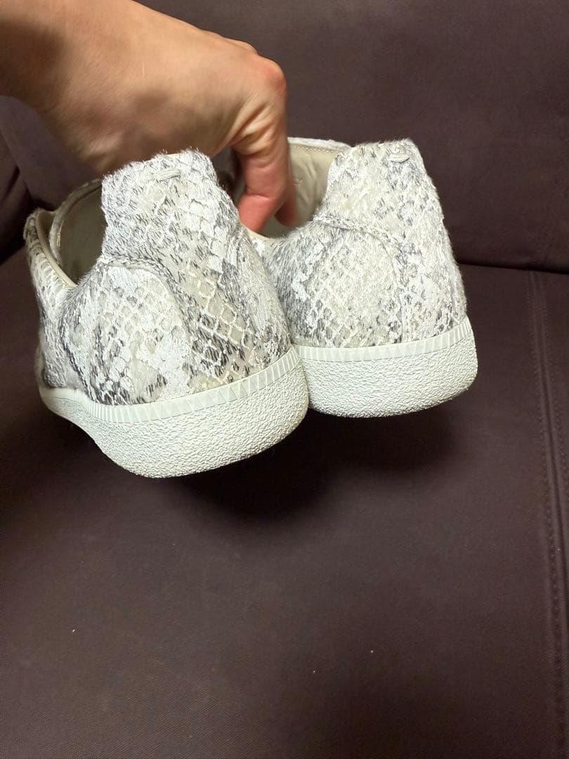 マルジェラ　ジャーマントレーナー 42