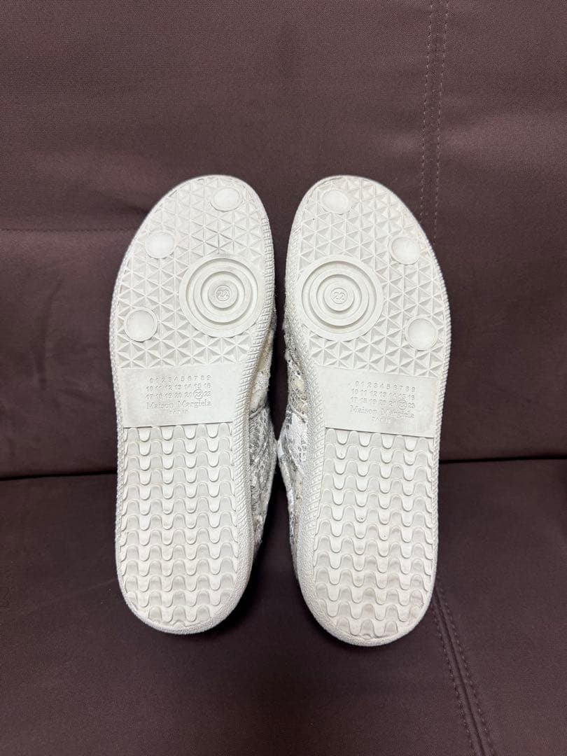 マルジェラ　ジャーマントレーナー 42