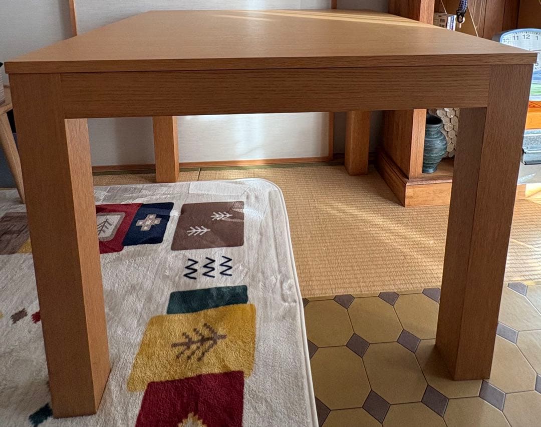 ナチュラルウッド 木製ダイニングテーブル 90センチ四方　スクエア