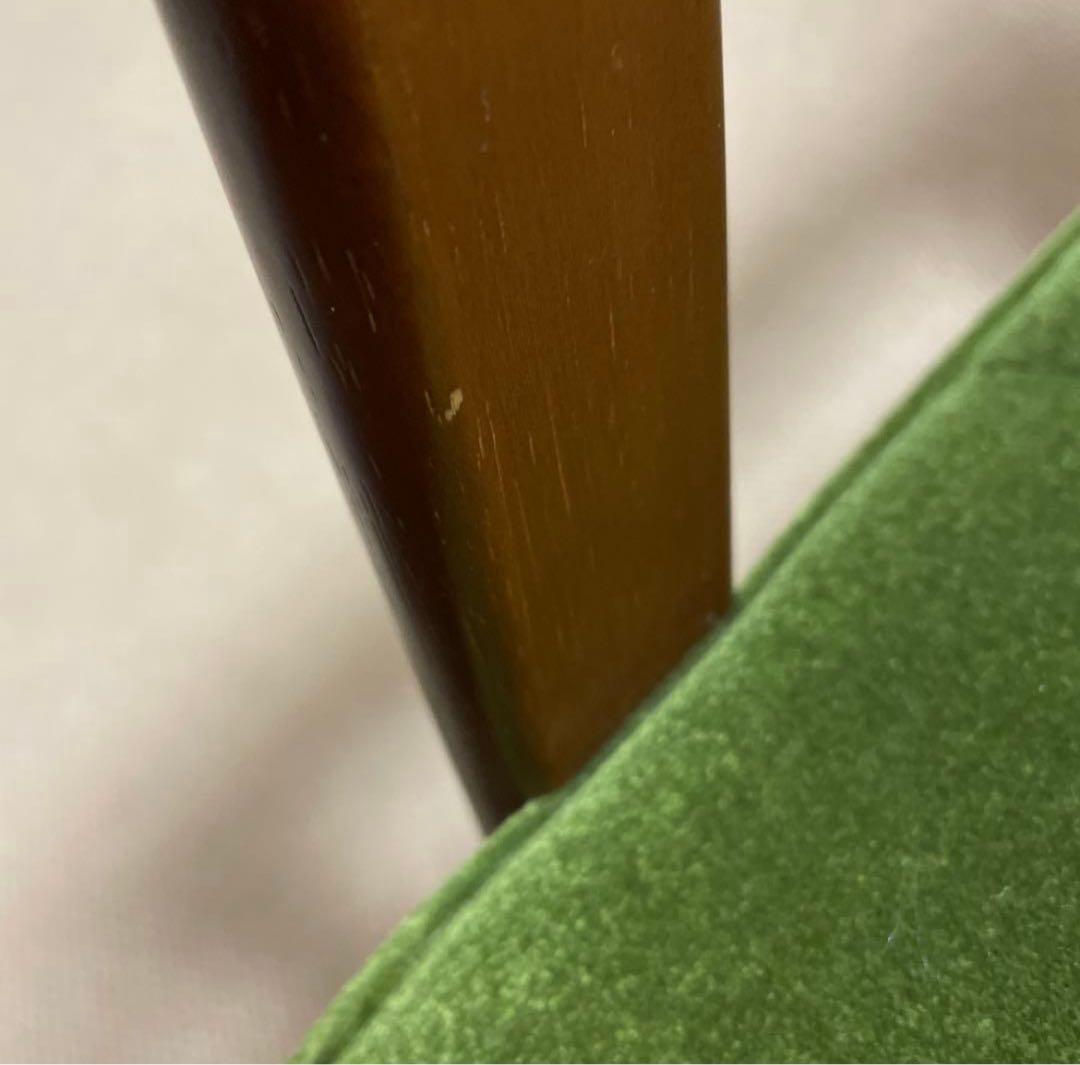 年末大特価！カリモク60 Kチェア　1シーター　イス　モケットグリーン　緑