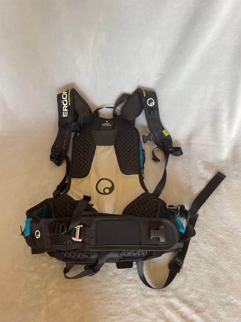 ERGON ハイドレーションバックパック