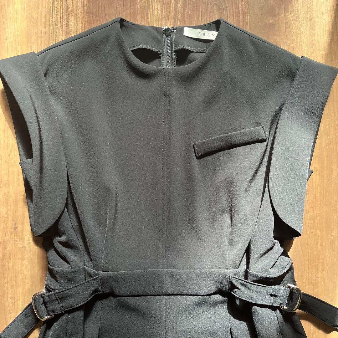 FREY オールインワンピース　XS