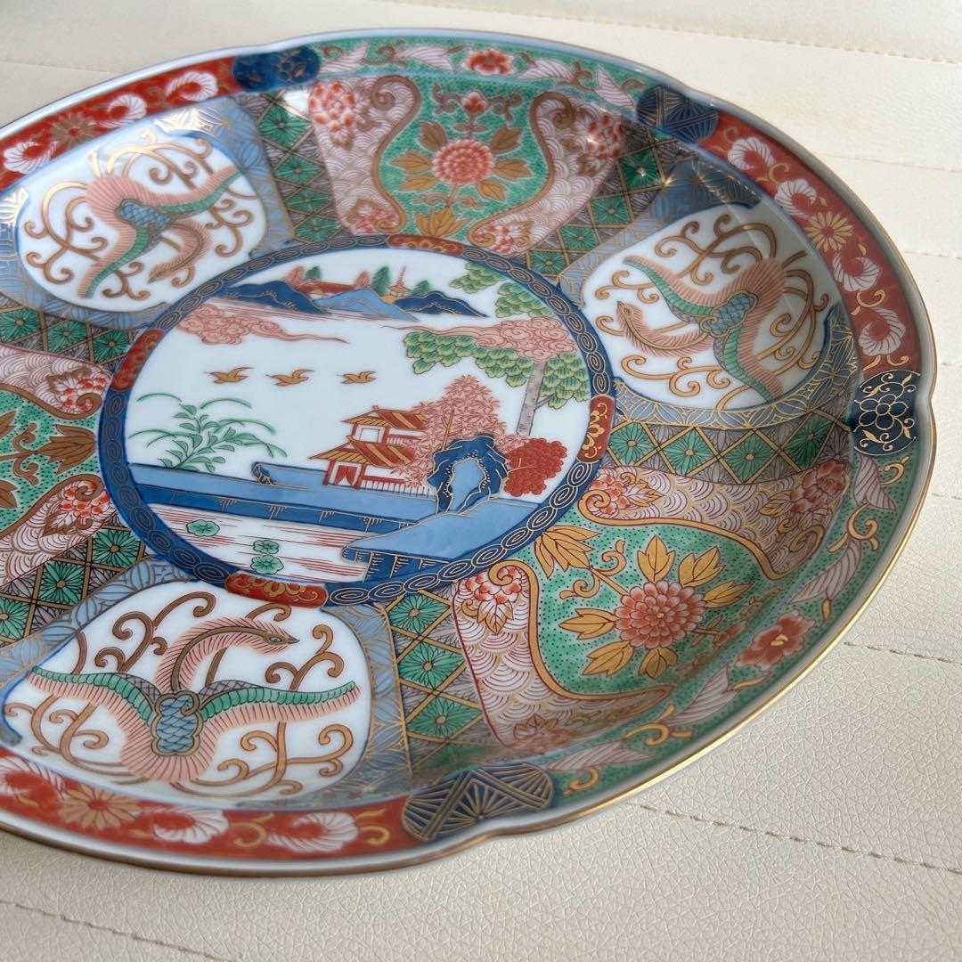 有田焼　賞美堂　弥左衛門窯　染錦色絵山水　大皿　金彩古伊万里　金襴手　盛皿輪花皿