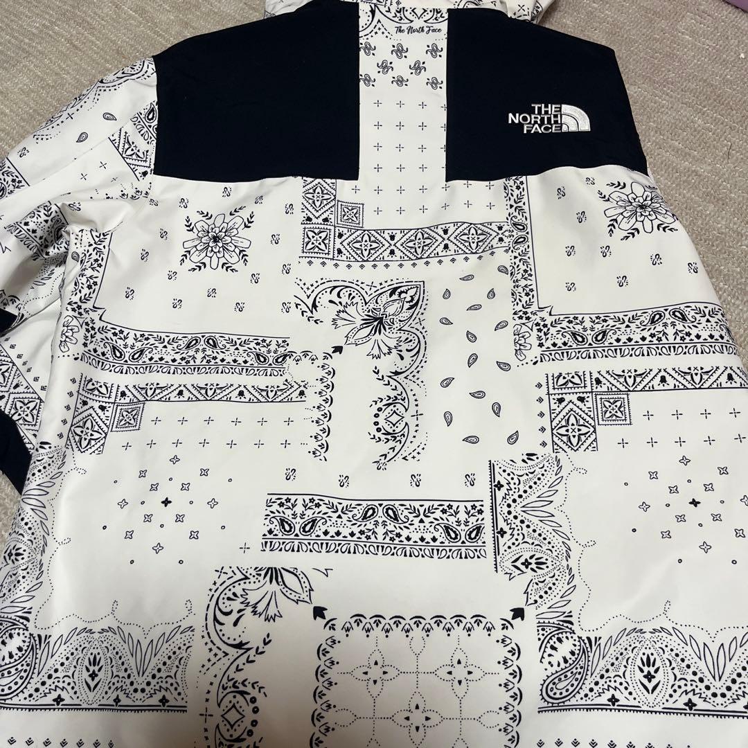 THE NORTH FACE マウンテンジャケット ホワイト/ブラック