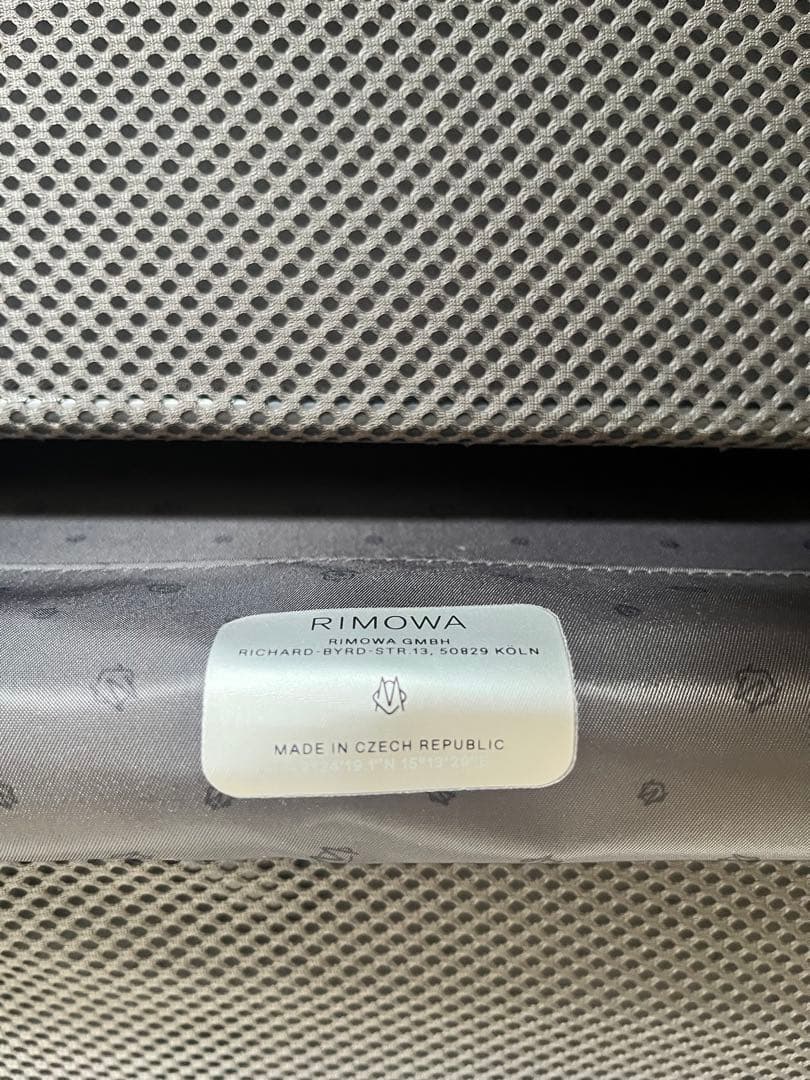 3回だけ使用RIMOWA リモワ Essential キャビン マットブラック