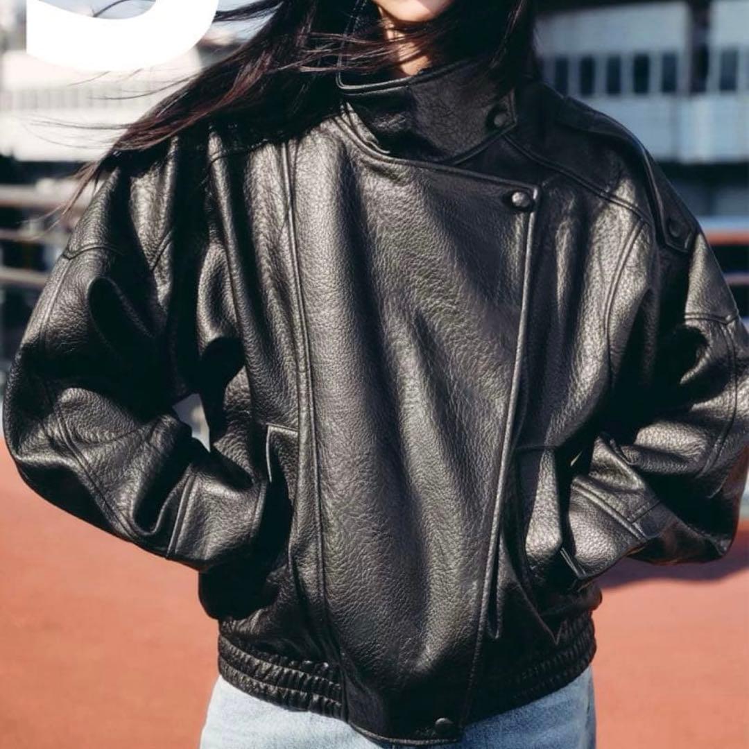 a*様 ZARA フェイクレザージャケット