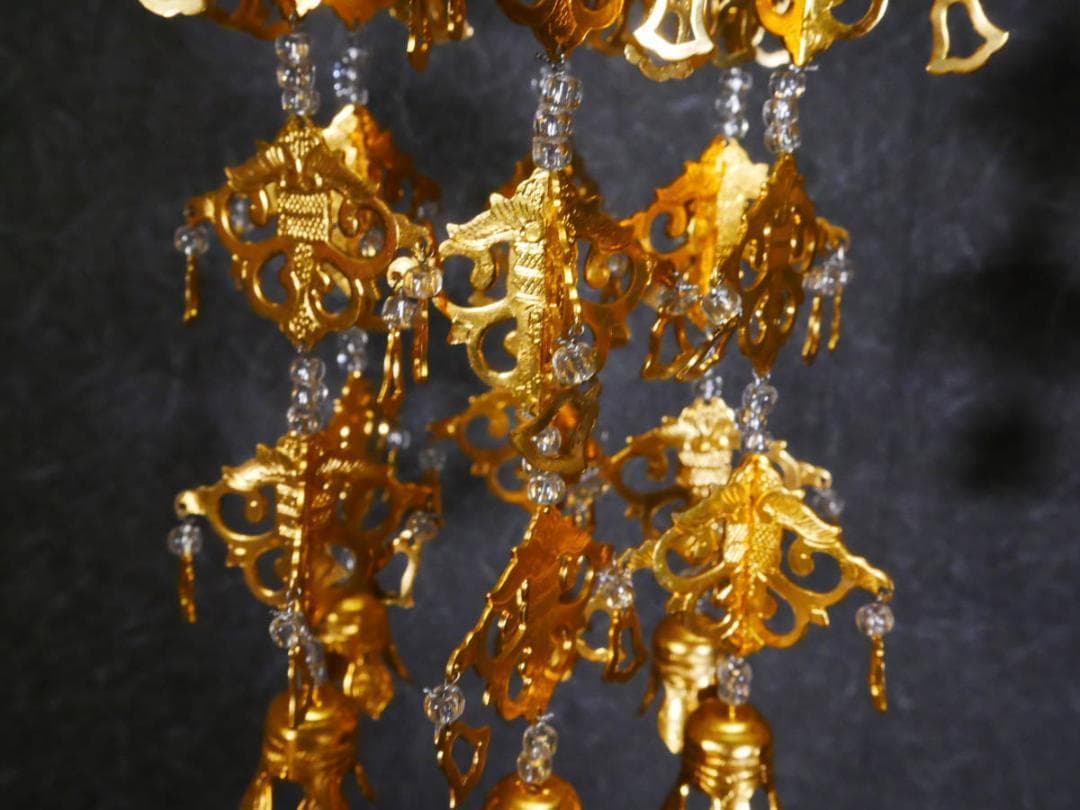 限定値下　展示未使用品　金色輪灯瓔珞　白玉付　高さ22㎝　4711