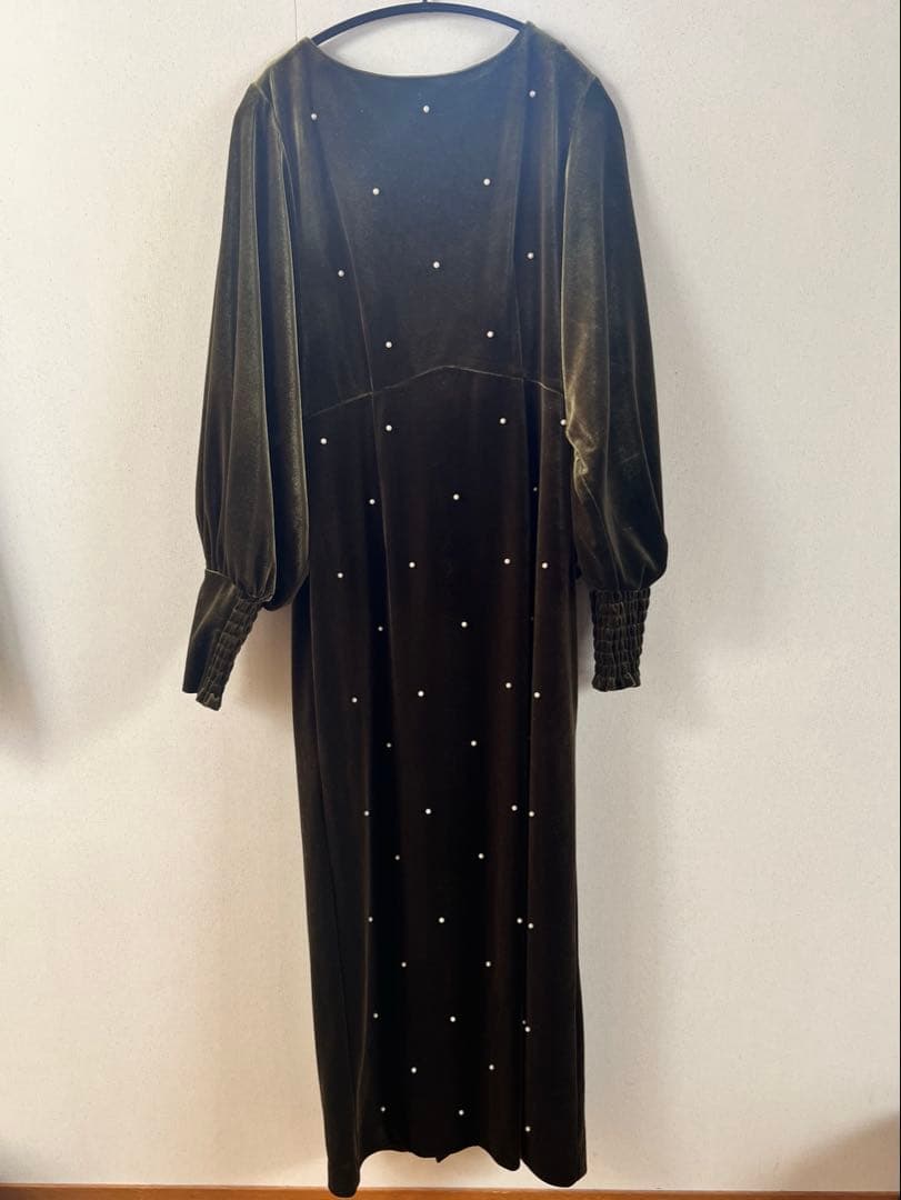 ワンピース AMERI BACK OPEN PEARL VELOUR DRESS