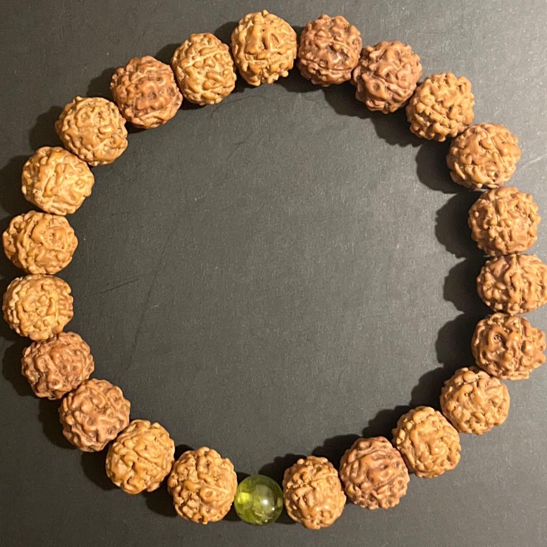 【内宇宙と繋がる】癒しと結界のお守り×ペリドット✨浄化　瞑想　希望✨✨