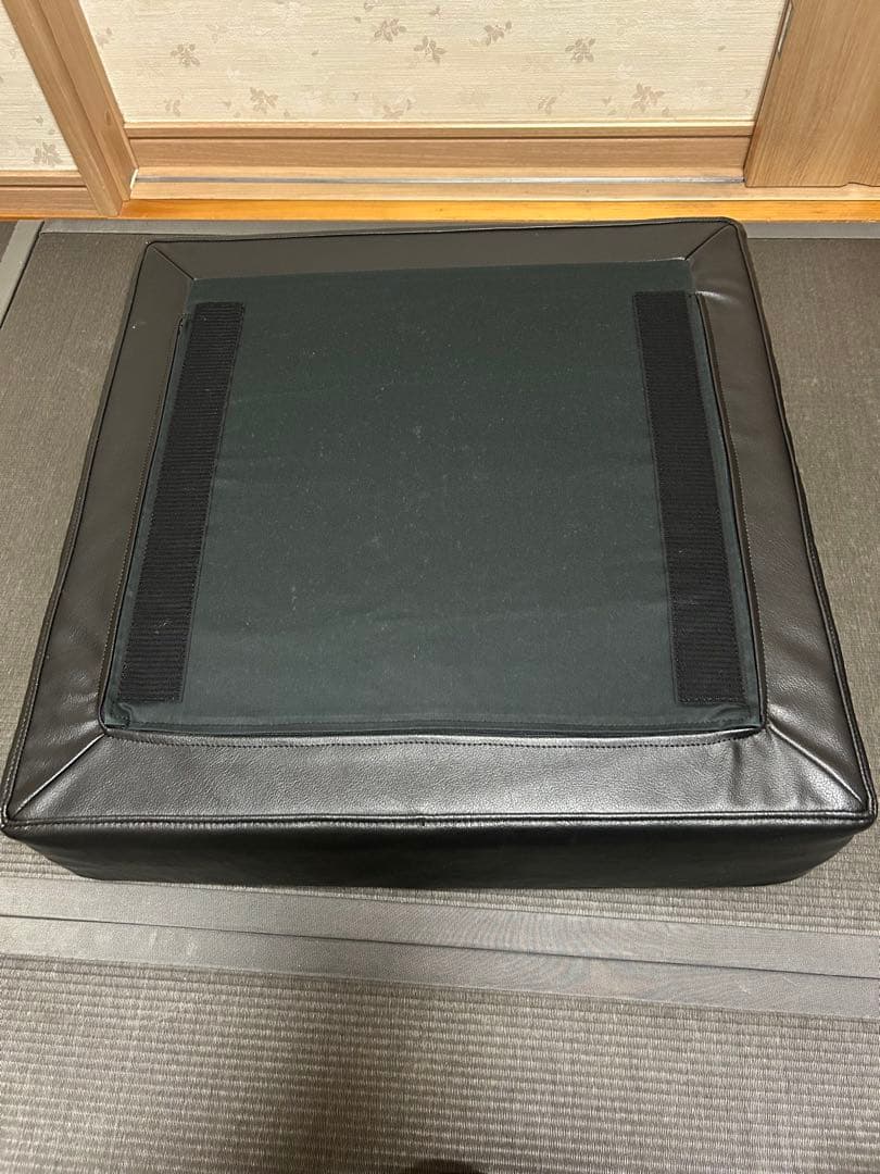 国産合成皮革黒 オットマン