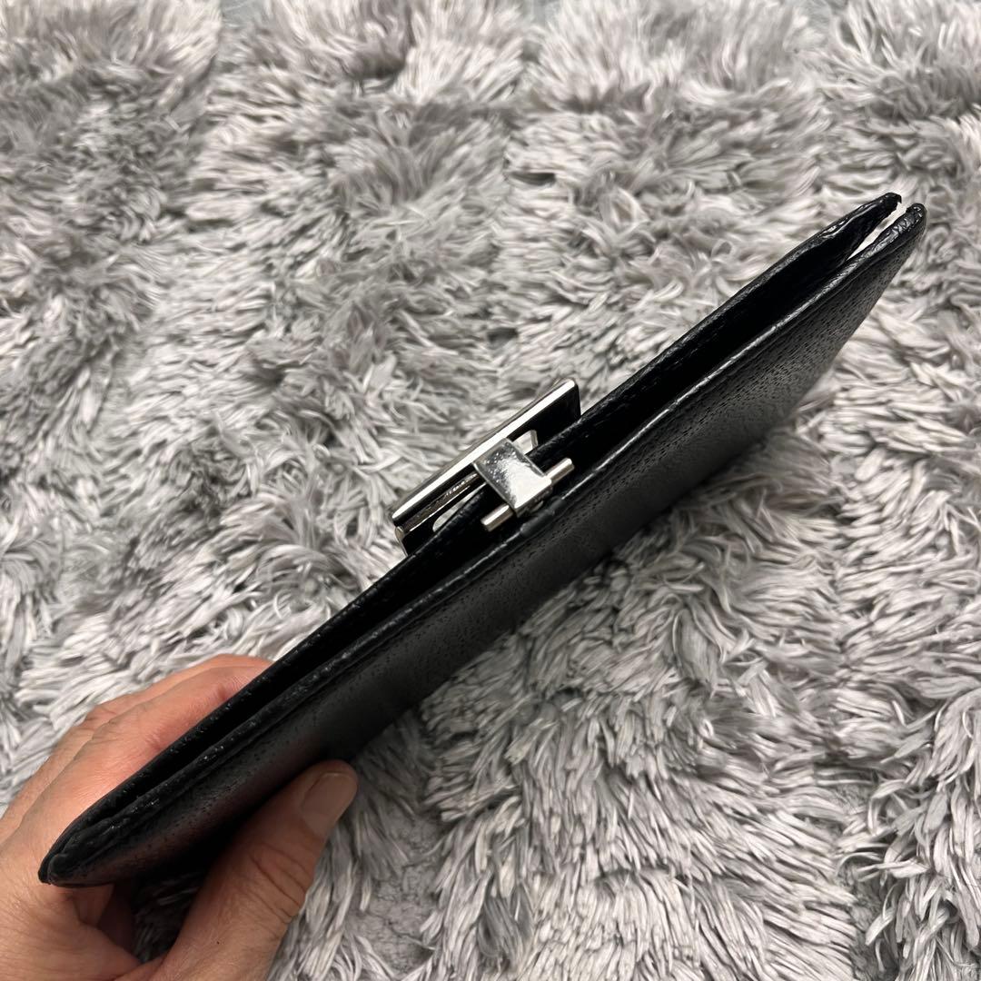 GUCCI 長財布　ロゴフラップ　シルバー金具　本革　メンズ　ブラック