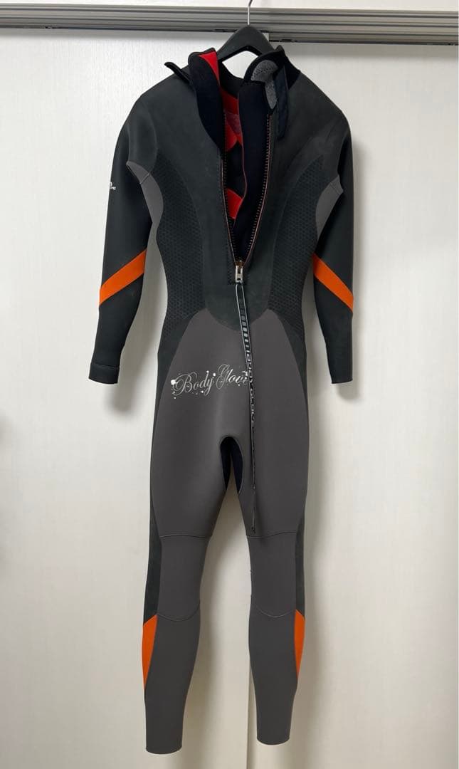 ボディーグローブ　ウェットスーツ　※未使用
