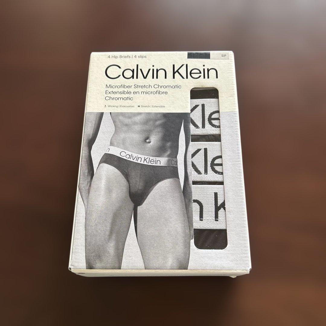   ブリーフ型4枚入り　未開封 【ブルガリ香水つき】