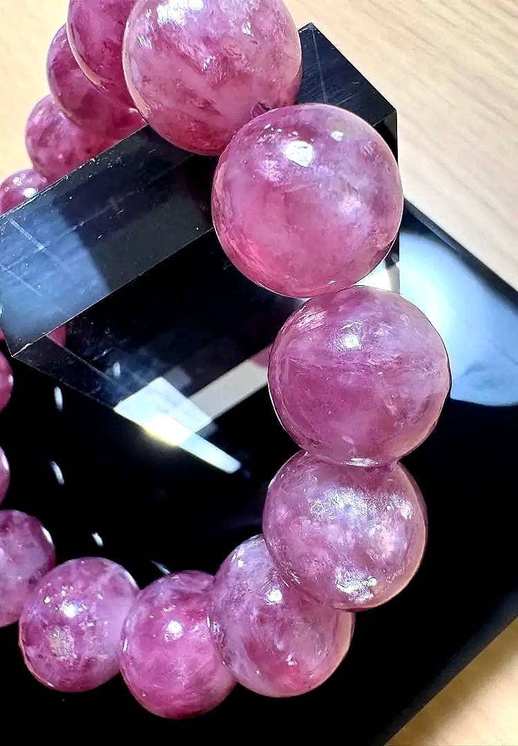 大幅値下げ中！大玉！高品質⭐︎ローズピンクマイカ⭐︎キラキラ14.7mm