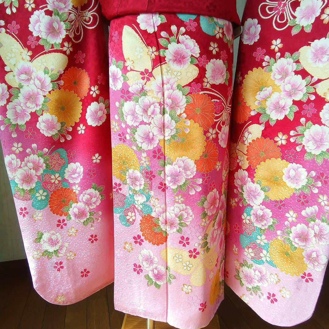 5165振袖単品　KANSAI寛斎ブランド 赤ピンク蝶　正絹　成人式卒業式結婚式