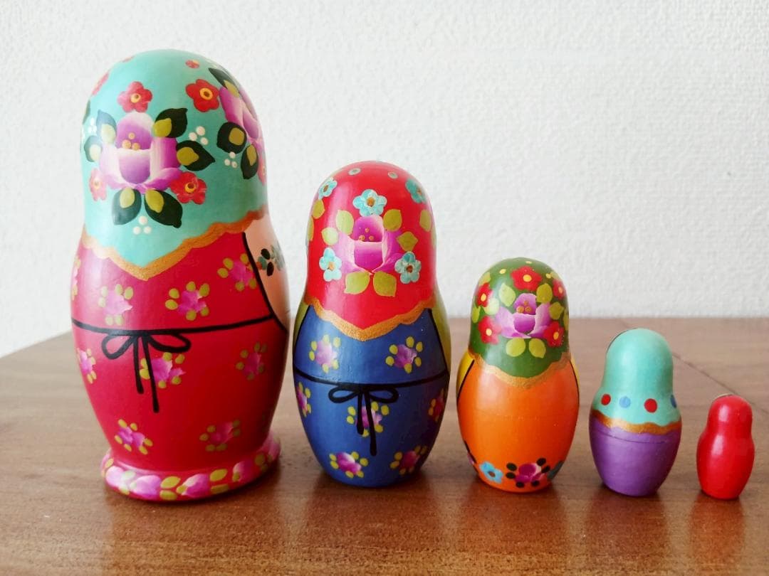 【LYH149】北欧ロシア雑貨 リューバ作のマトリョーシカ　ラマーシカ