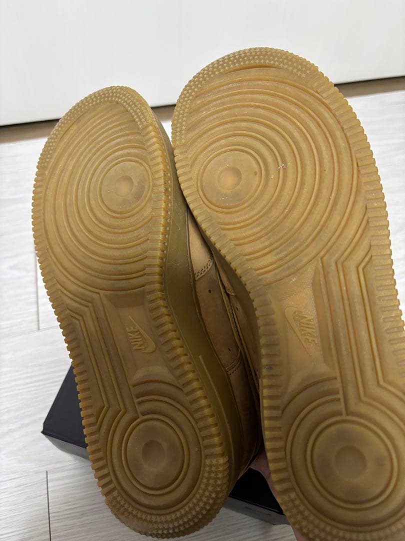 靴 Nike Air Force 1 '07 WB