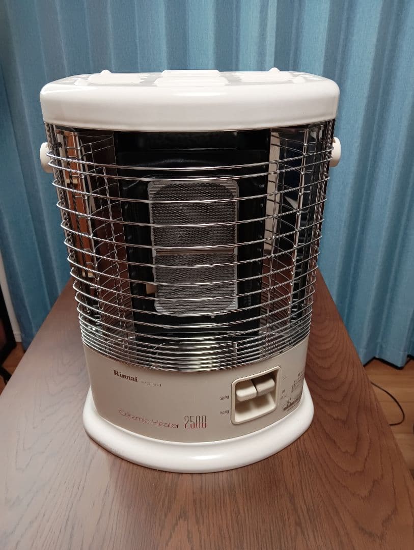 都市ガス　Rinnai ガスストーブ　ガス専用コード2m付き