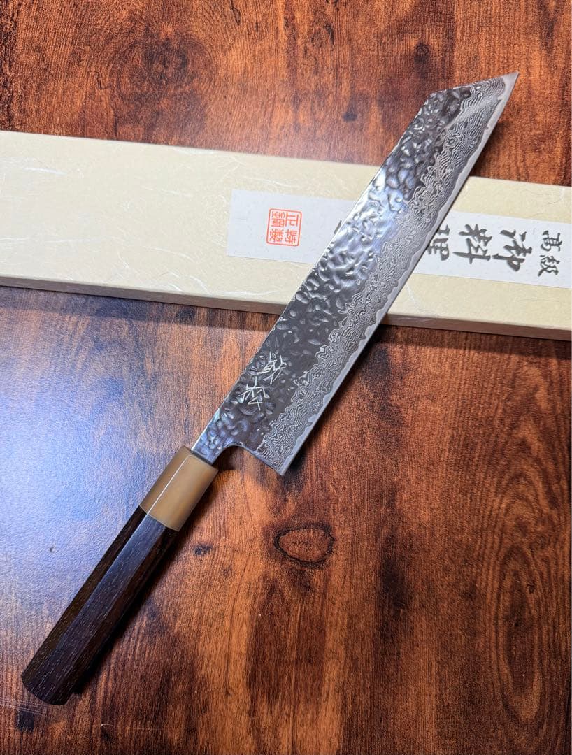 助松　和牛刀 切付　AUS10鋼 ダマスカス　鏡面　8寸　紫檀白水牛八角柄