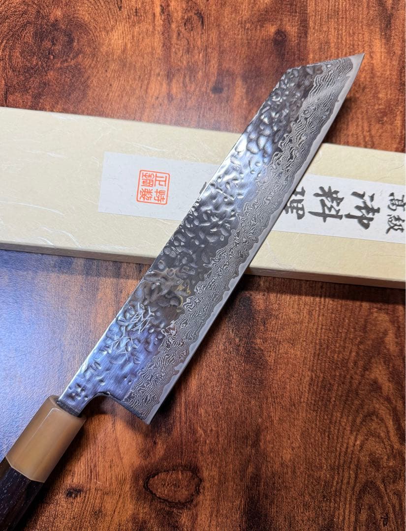 助松　和牛刀 切付　AUS10鋼 ダマスカス　鏡面　8寸　紫檀白水牛八角柄